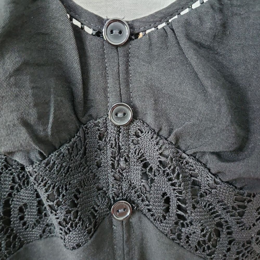 Black Lace Button-Down Dress - Picture 4 of 7